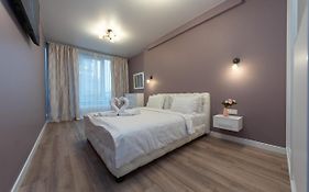 Nikira Apartment 14 Smart Plaza Obolon Metro Minsk